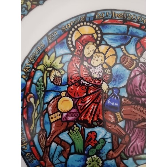 VTG 1975 D'Arceau-Limoges Noel Vitrail Series "La Fuite En Egypte" Plate 8.5" - Picture 3 of 6